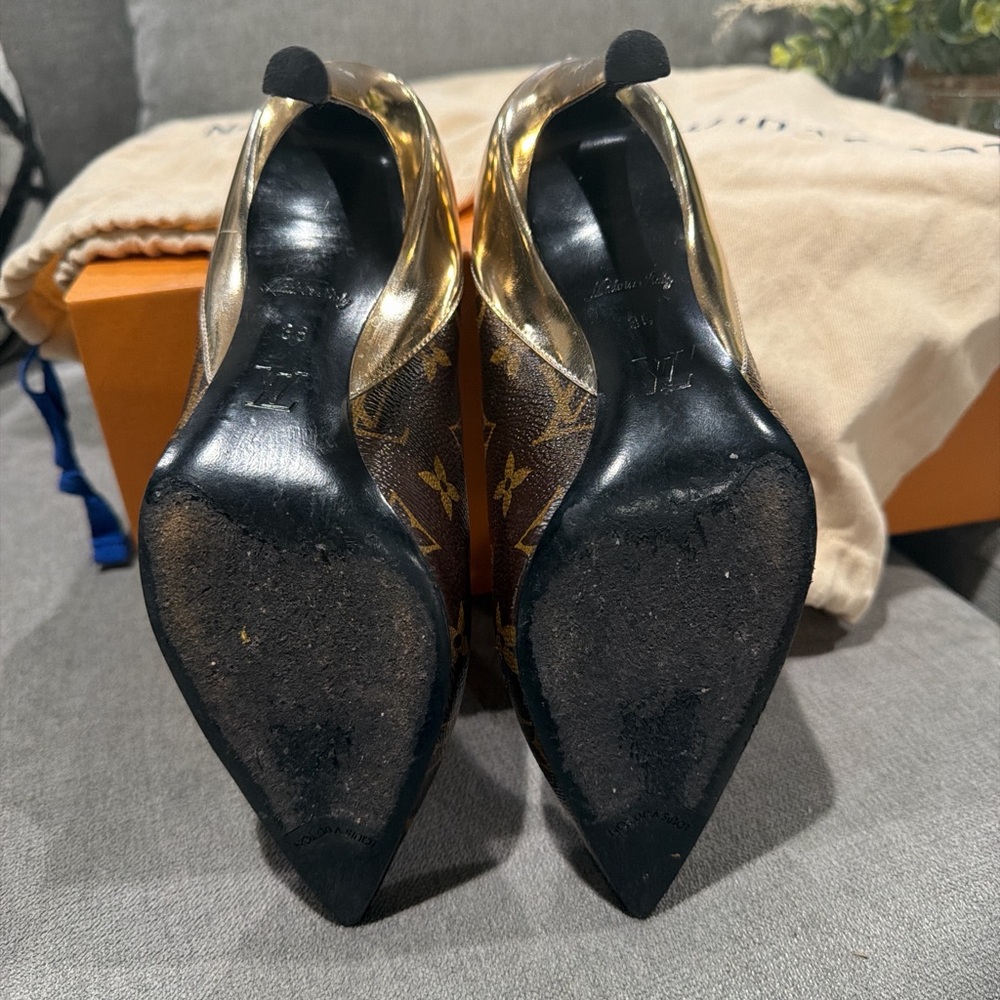 Louis Vuitton Cherie Pump Size 36 •1A3TU3• - Picture 6 of 6